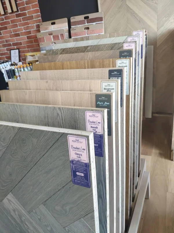 Podłogi drewniane, panele laminowane i winylowe